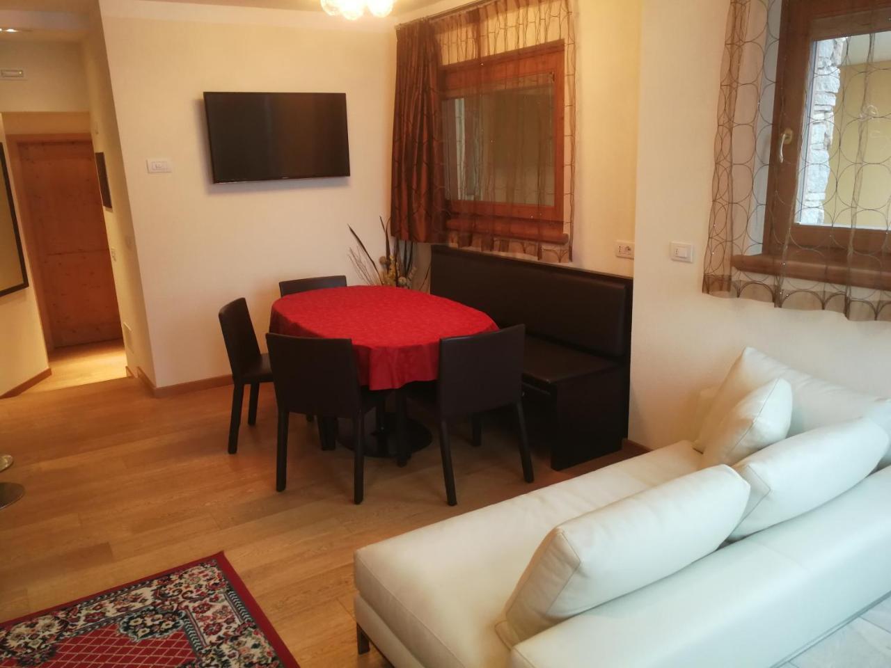 ליביניו Chalet Mottolino מראה חיצוני תמונה